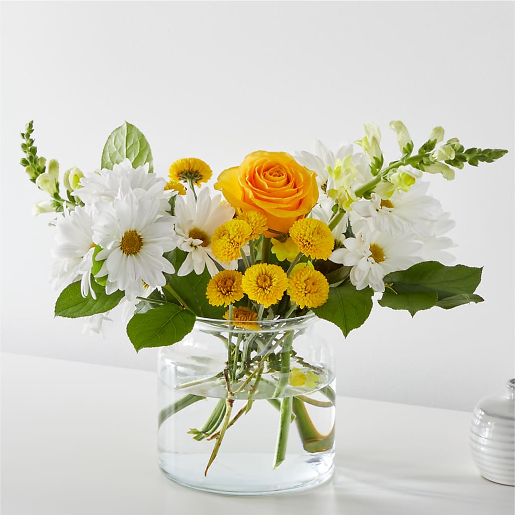 Sun Salutation Bouquet – FLOWERS BY DICK & SON INC, Akron OH