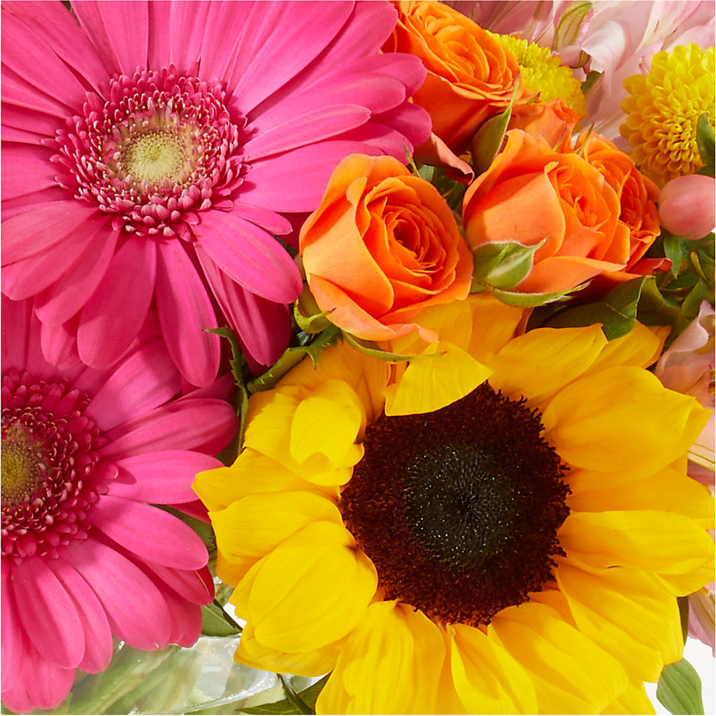 Florist Original Mixed Bouquet – FLOWERS BY DICK & SON INC, Akron OH