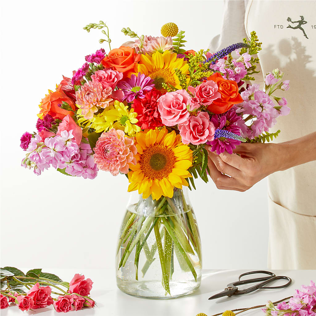 Cue the Confetti - A Florist Original – FLOWERS BY DICK & SON INC, Akron OH