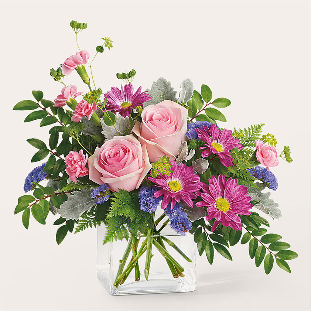 Starlet Bouquet – FLOWERS BY DICK & SON INC, Akron OH
