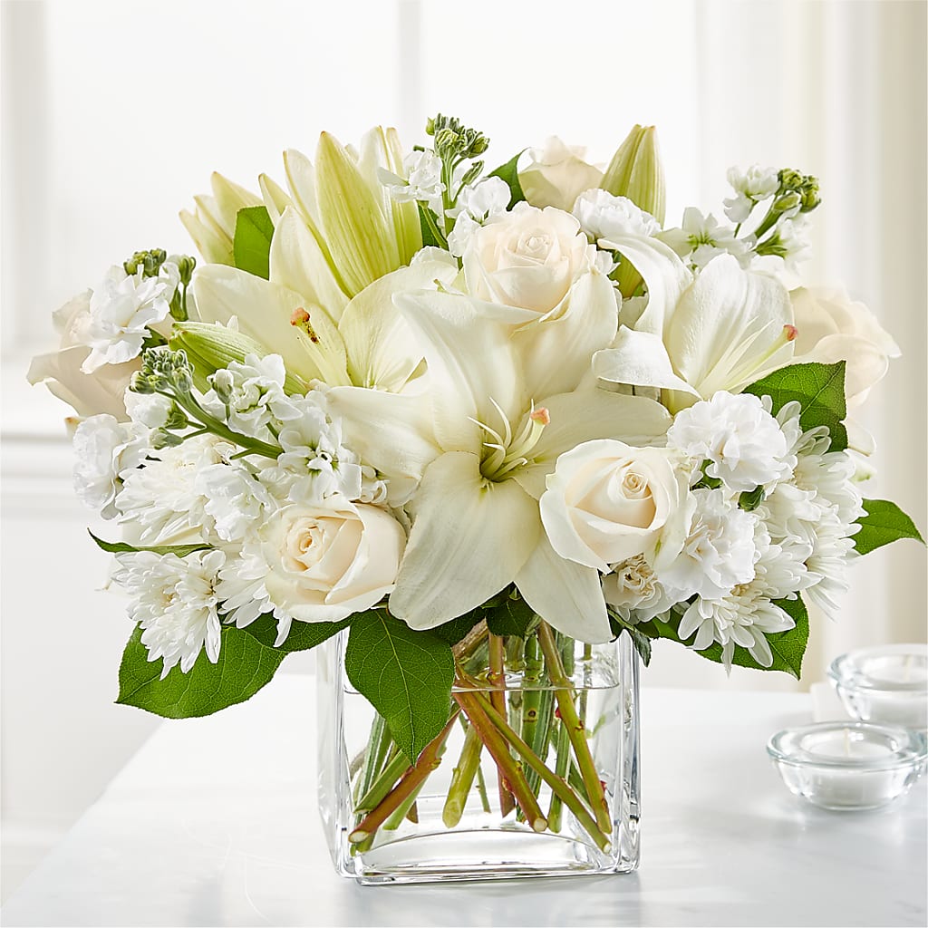 Gentle Breeze Bouquet – FLOWERS BY DICK & SON INC, Akron OH