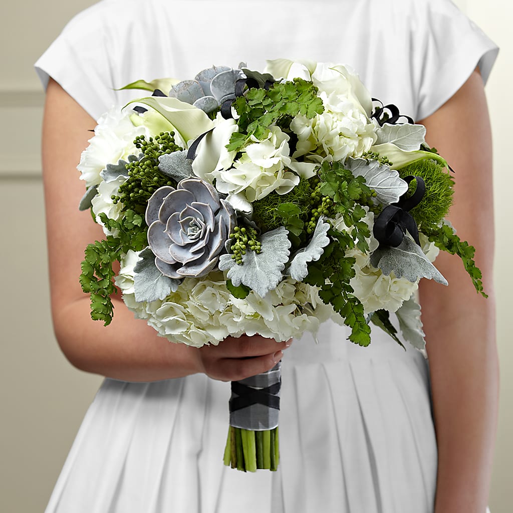Sweet Innocence Bouquet – FLOWERS BY DICK & SON INC, Akron OH