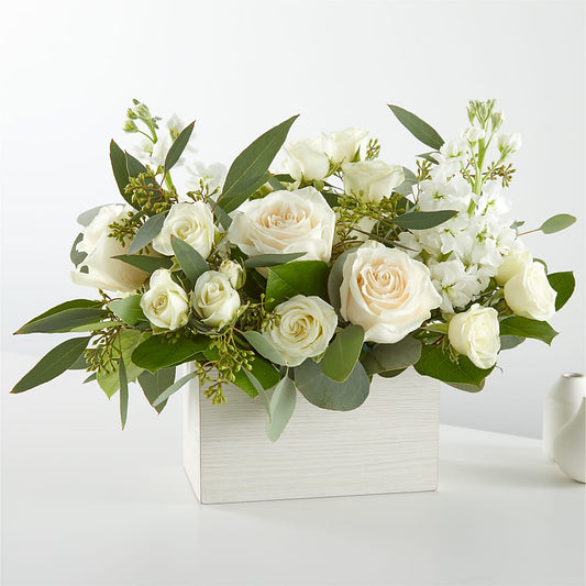 Fresh Linen Box Bouquet – FLOWERS BY DICK & SON INC, Akron OH