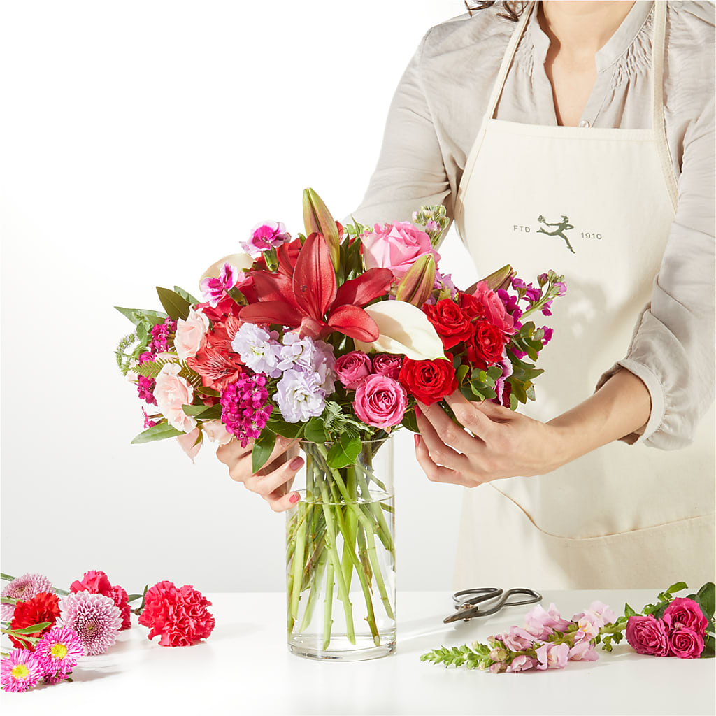 Swooning Over You - A Luxury Florist Original – FLOWERS BY DICK & SON INC, Akron OH