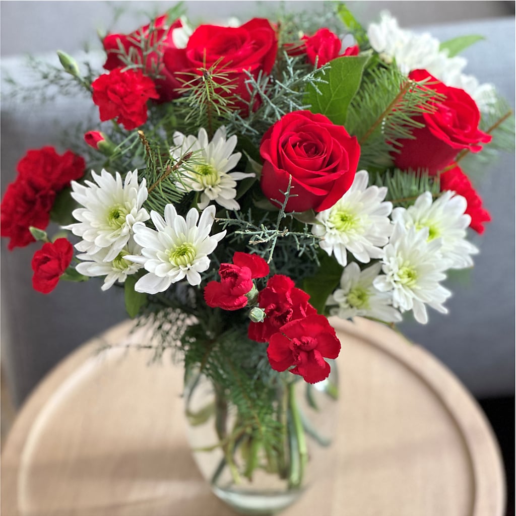 Seasonal Magic Bouquet – FLOWERS BY DICK & SON INC, Akron OH