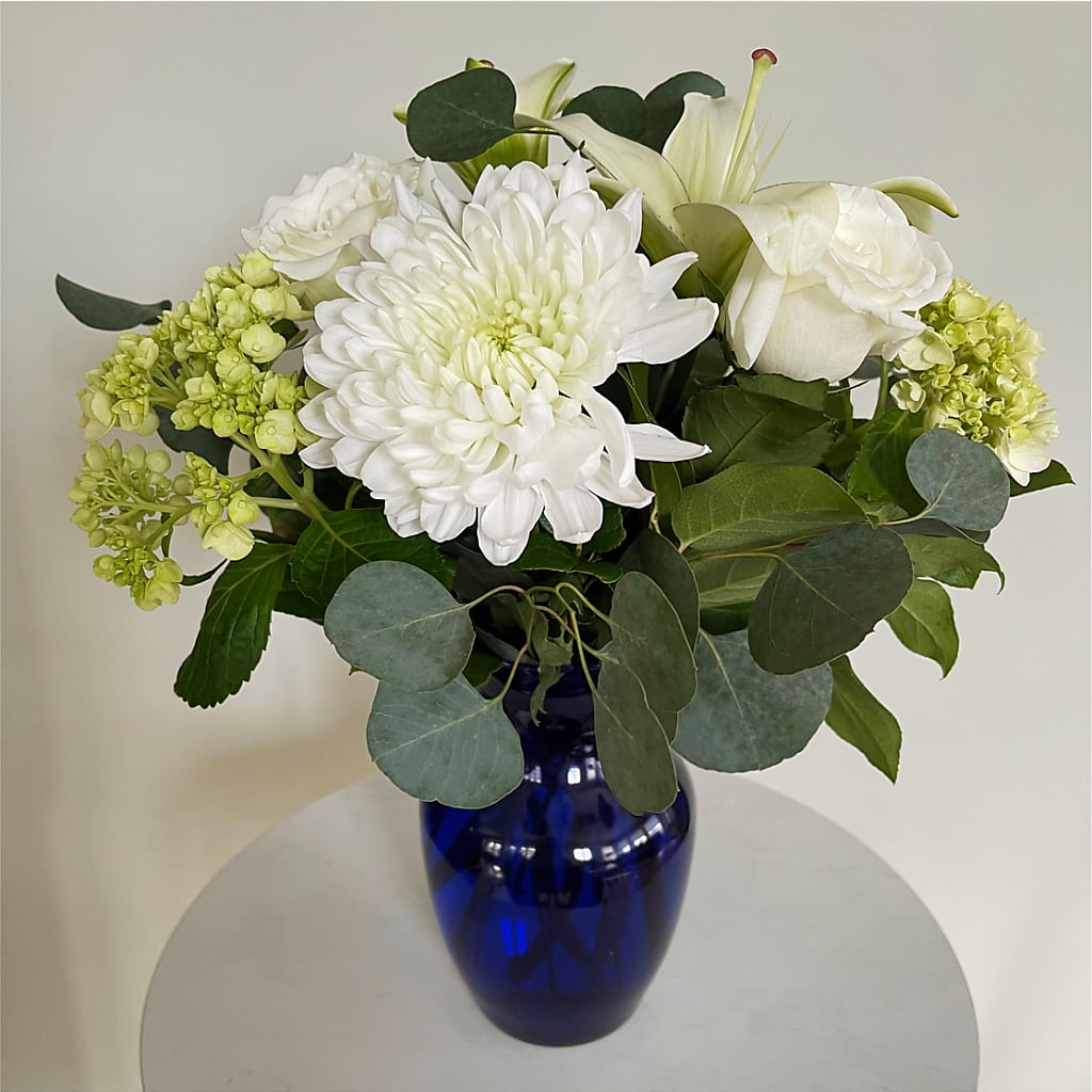 Snowy Dreams Bouquet – FLOWERS BY DICK & SON INC, Akron OH