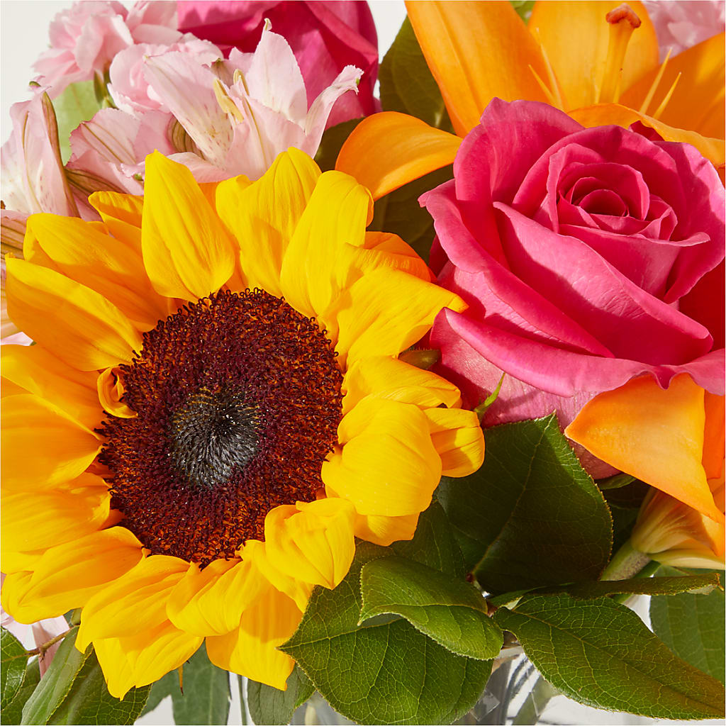 In Full Swing Bouquet – FLOWERS BY DICK & SON INC, Akron OH